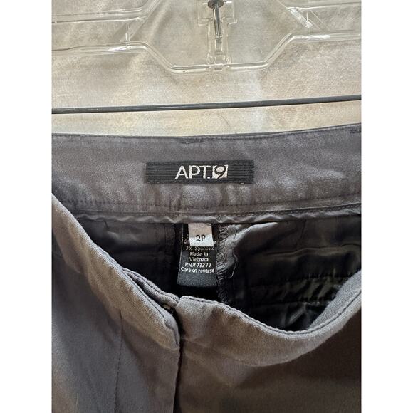 Apt. 9 Cropped Dress Pants Women’s 2P Gray Flat Front Career Slacks - Picture 3 of 3